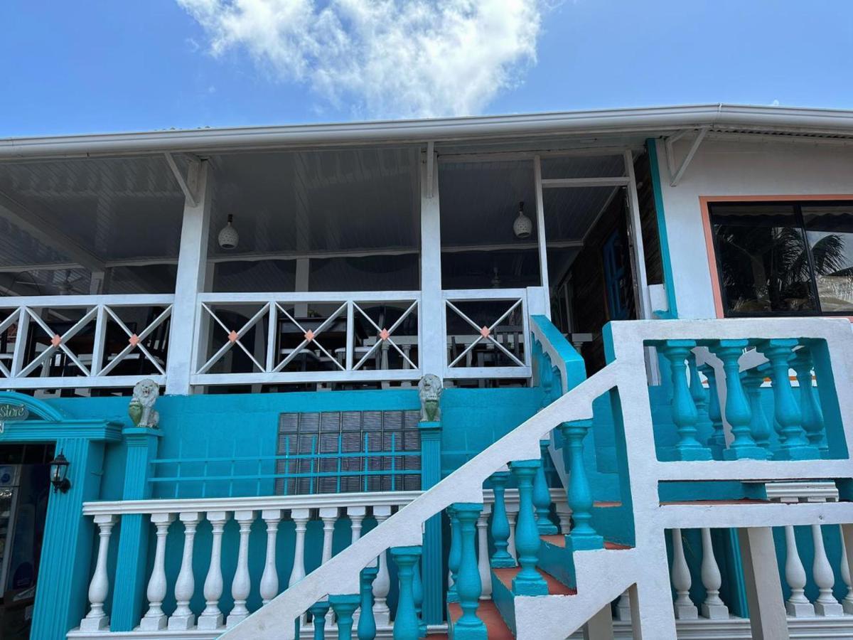 Los Delfines Hotel & Dive Center Pulau Little Corn Bagian luar foto